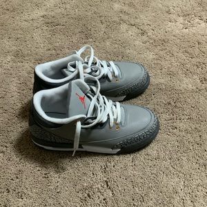 Jordan 3 Cool Grey comes with box